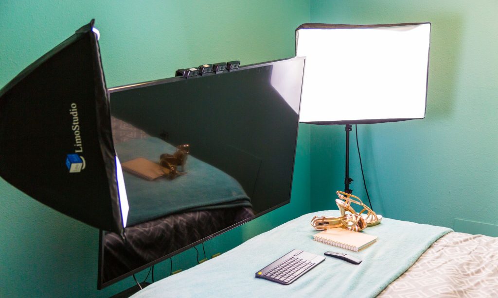 A Beginner’s Guide to Camgirl Lighting
